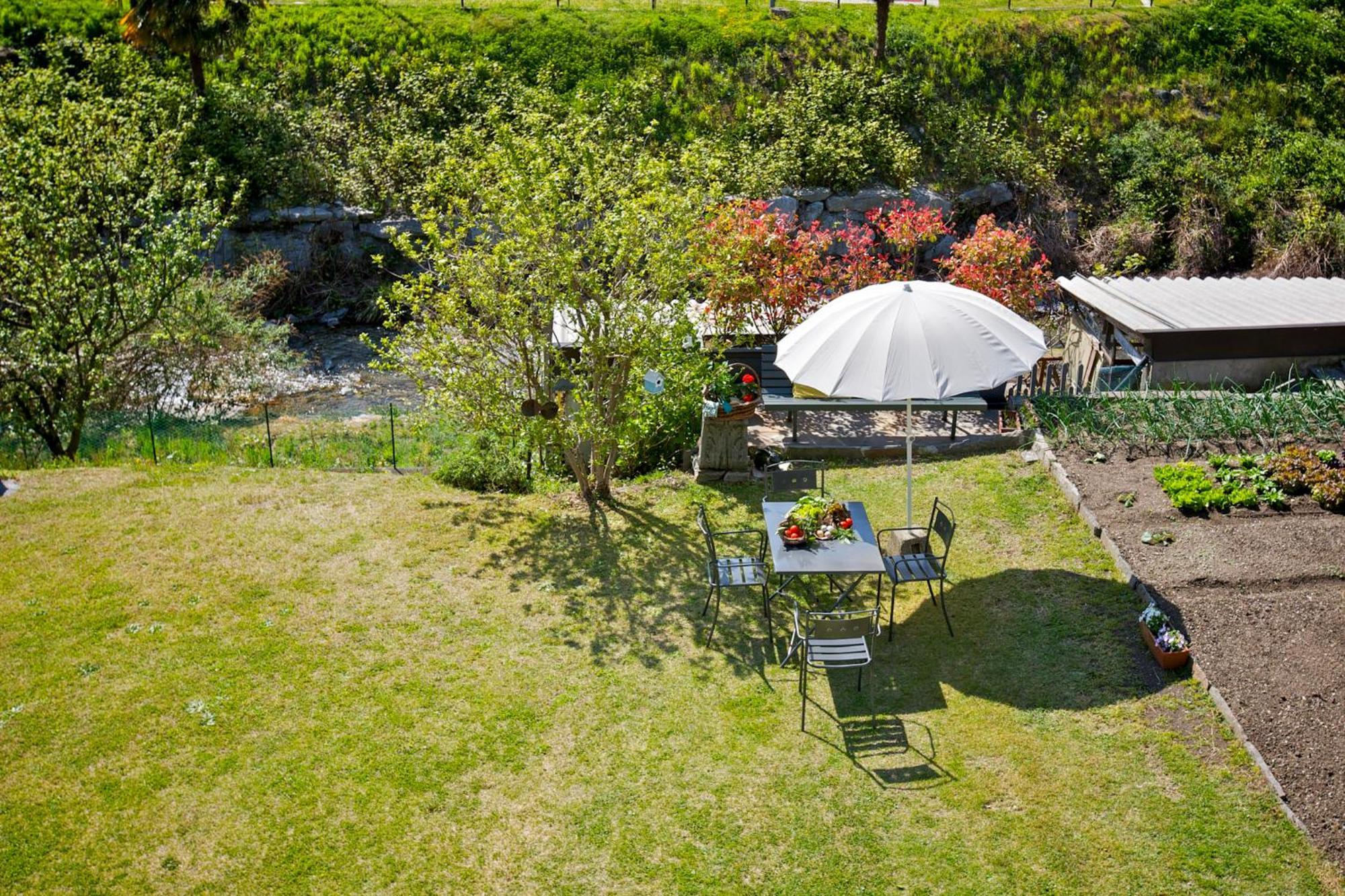 Casa Limoni Lejlighed Cannero Riviera Eksteriør billede